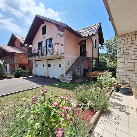 Holiday Home Lana Фужине Экстерьер фото