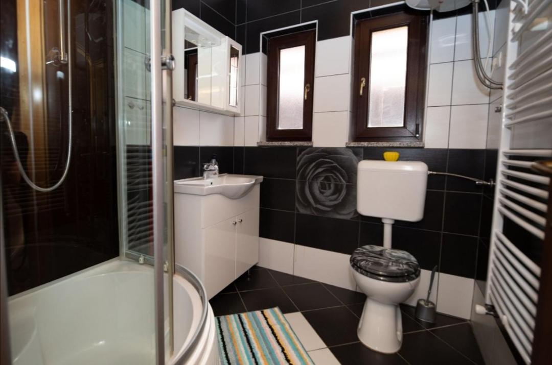 Holiday Home Lana Фужине Экстерьер фото