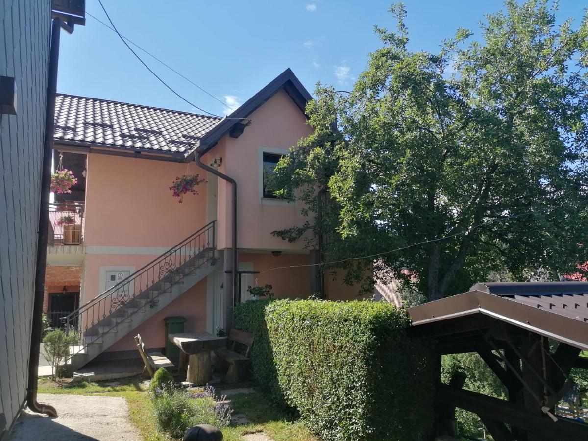 Holiday Home Lana Фужине Экстерьер фото
