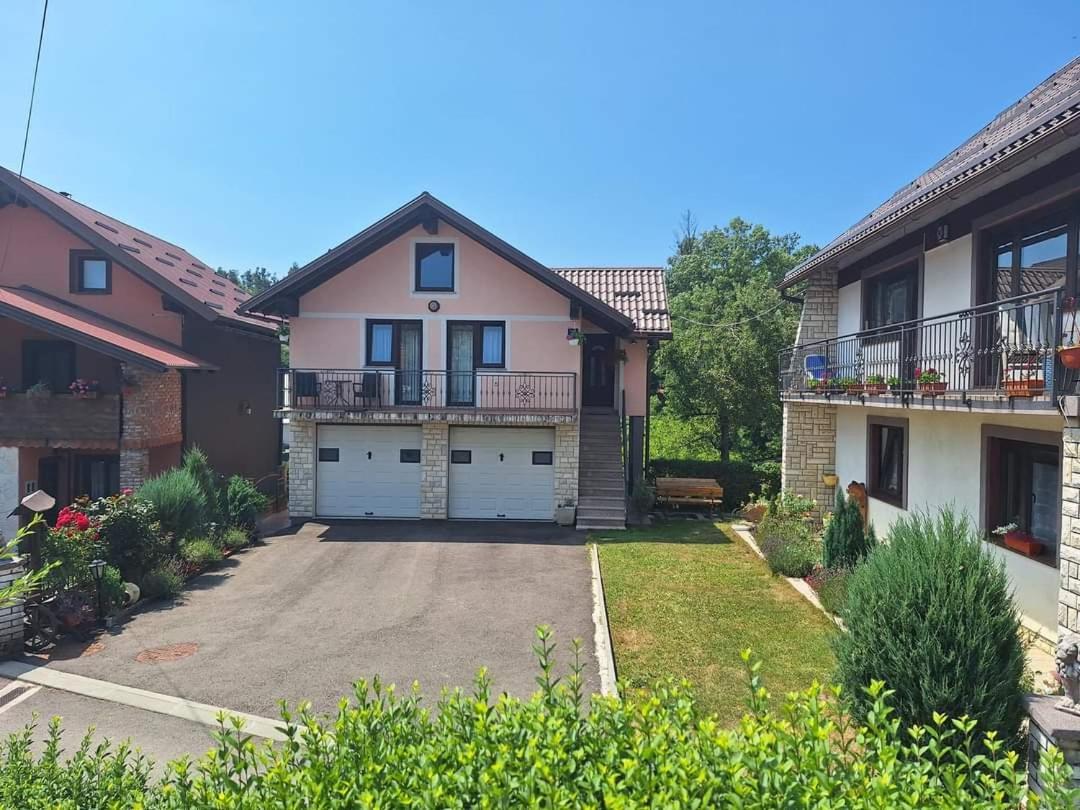 Holiday Home Lana Фужине Экстерьер фото